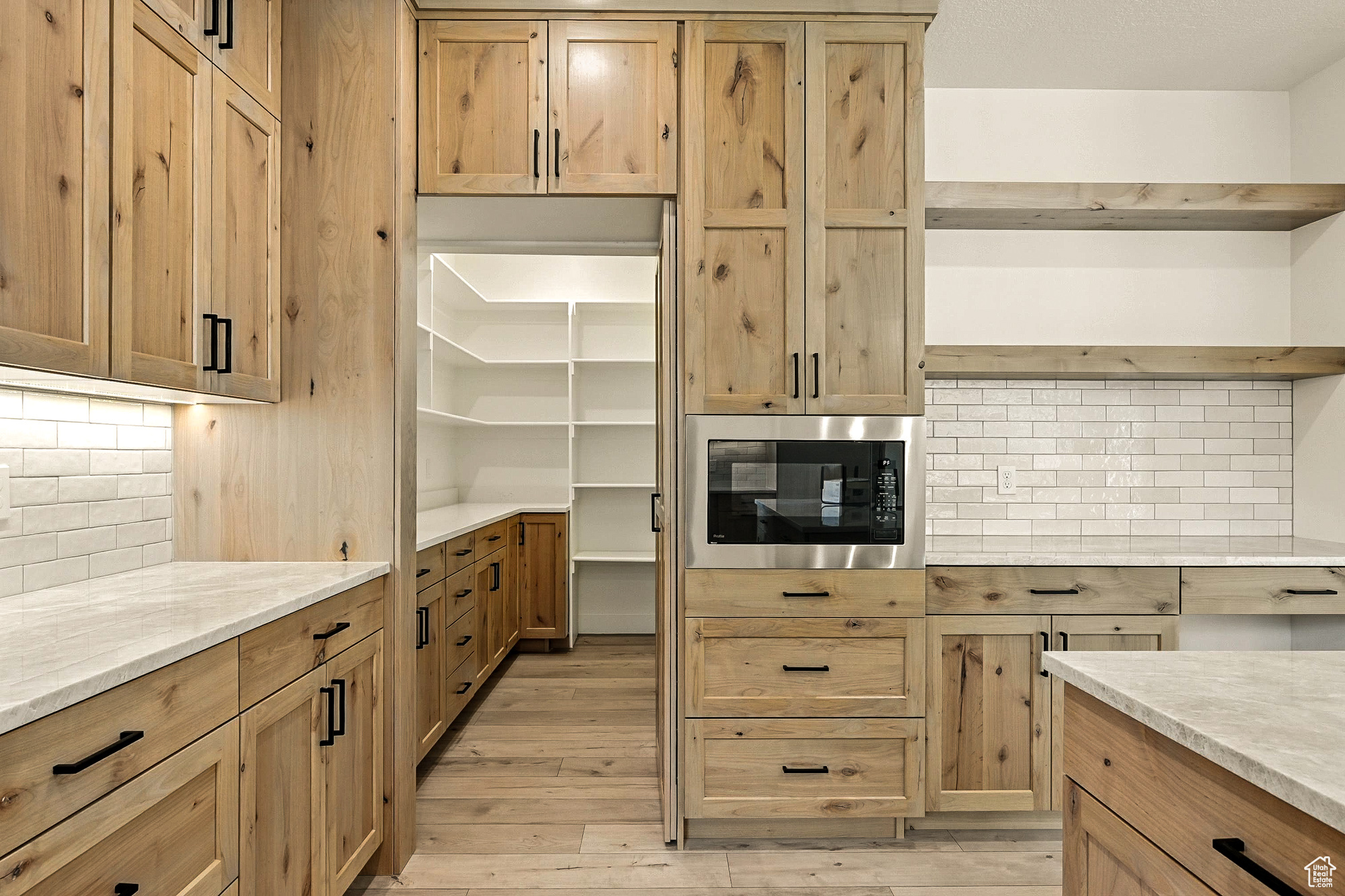SADDLEBACK RIDGE - Residential
