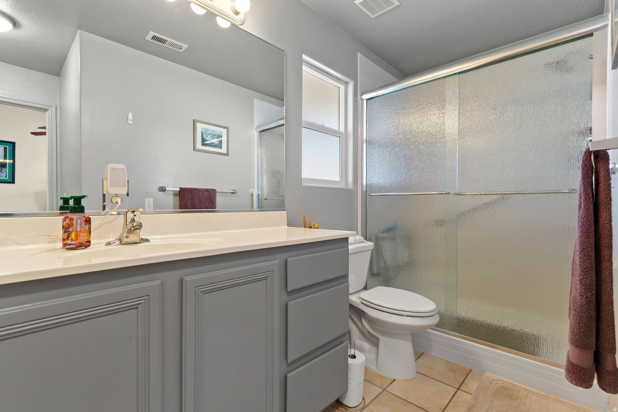 RIDGEPOINTE - Residential