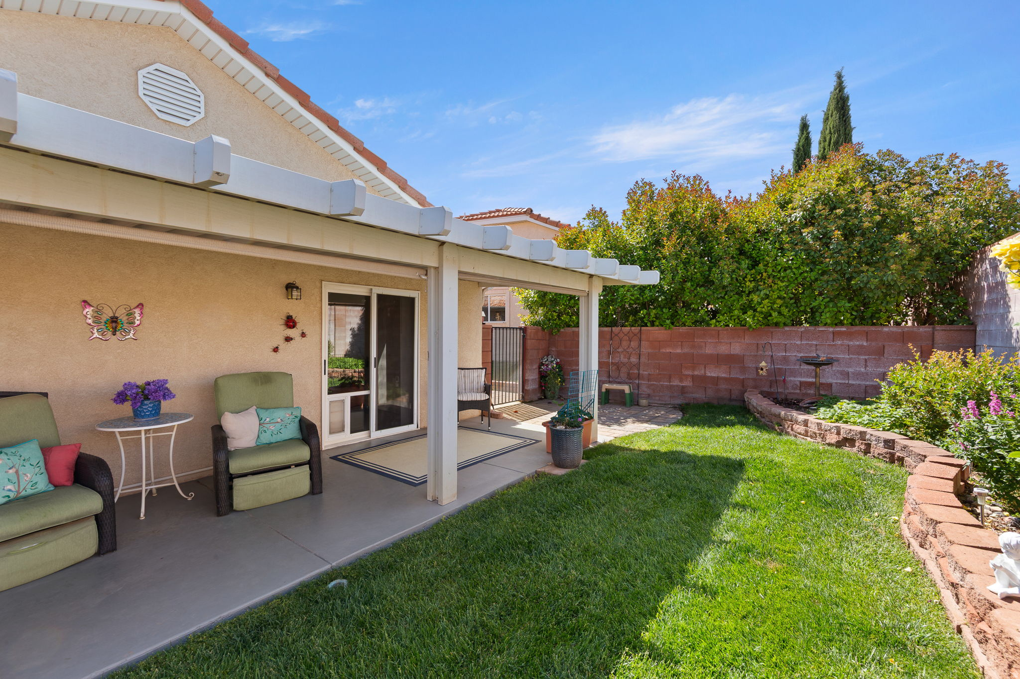 RIDGEPOINTE - Residential