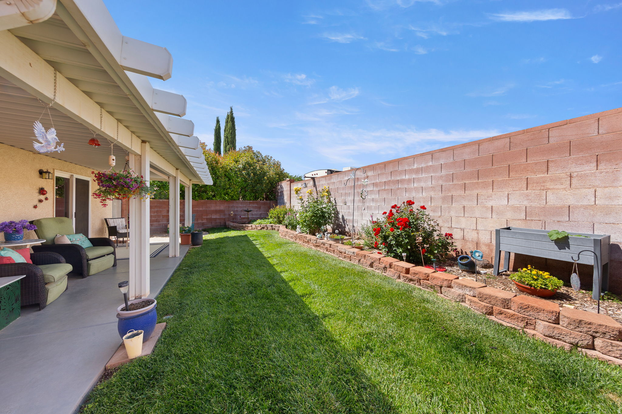 RIDGEPOINTE - Residential