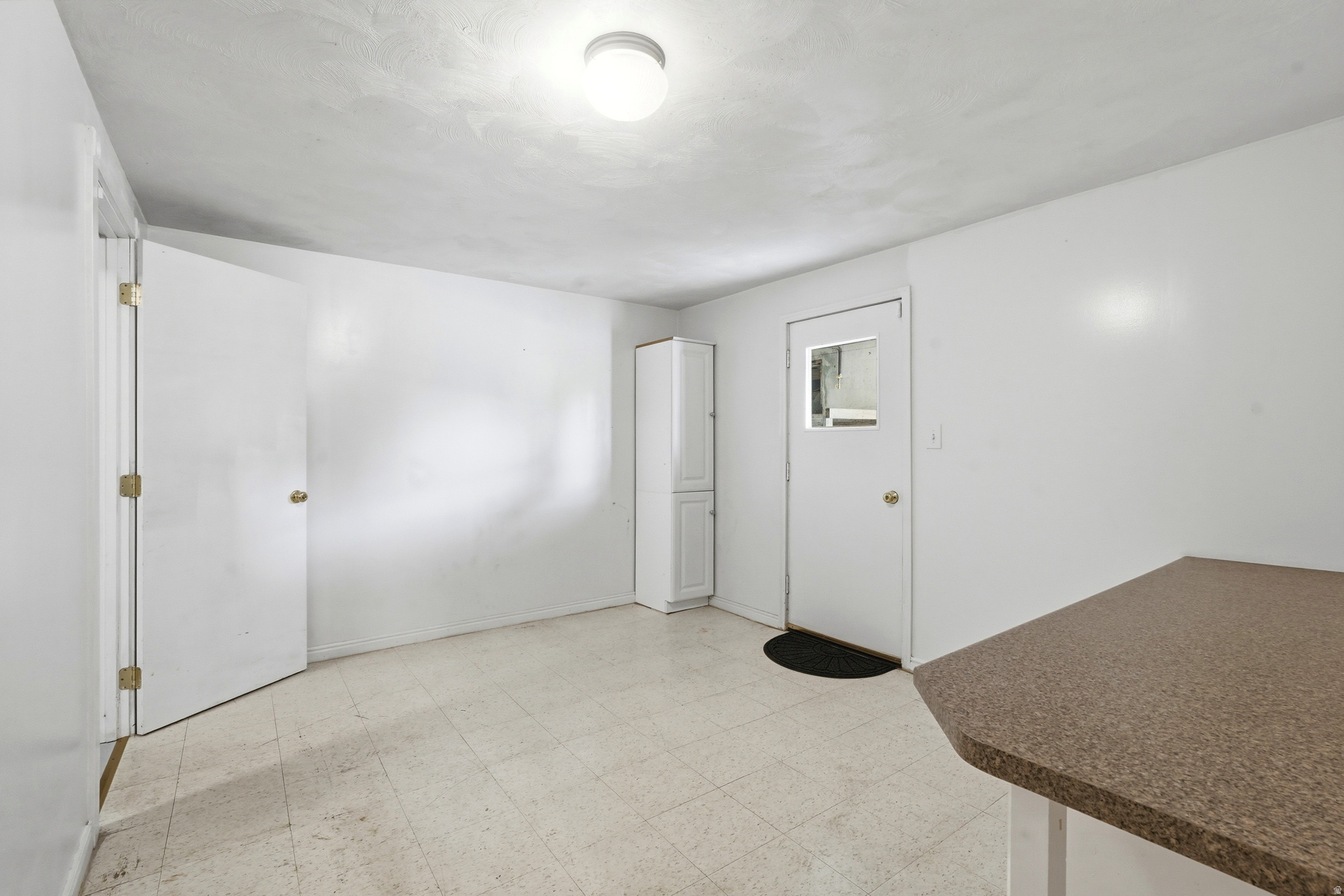 HILLCREST - Residential