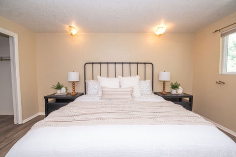 Tiny photo for 842 ASPEN EAST DR E, Layton, UT 84041 (MLS # 2169973)