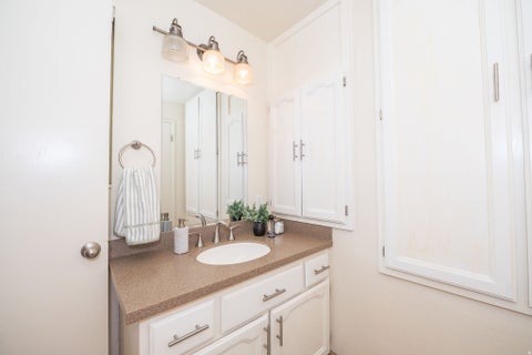 Tiny photo for 842 ASPEN EAST DR E, Layton, UT 84041 (MLS # 2169973)