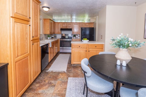 Tiny photo for 842 ASPEN EAST DR E, Layton, UT 84041 (MLS # 2169973)