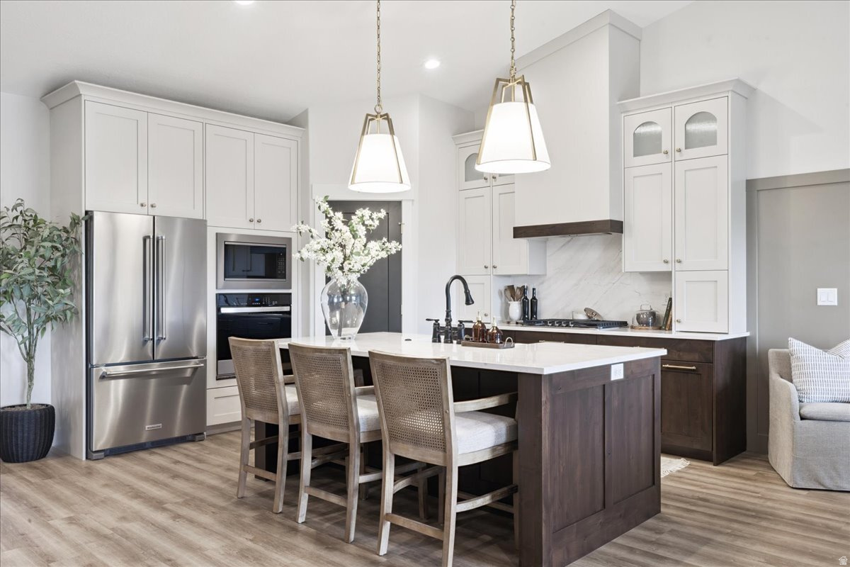 SADIE'S GLENN - Residential