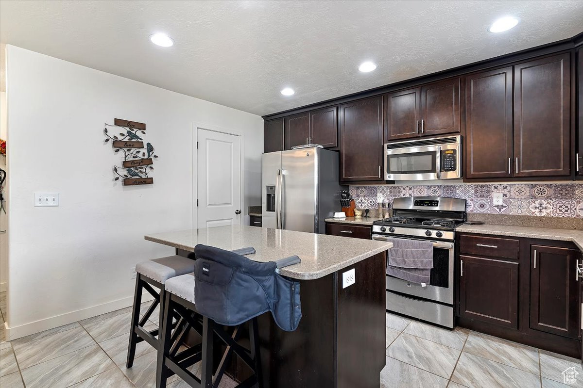 FOXBORO NORTH STONEH - Residential