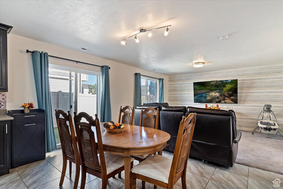 FOXBORO NORTH STONEH - Residential