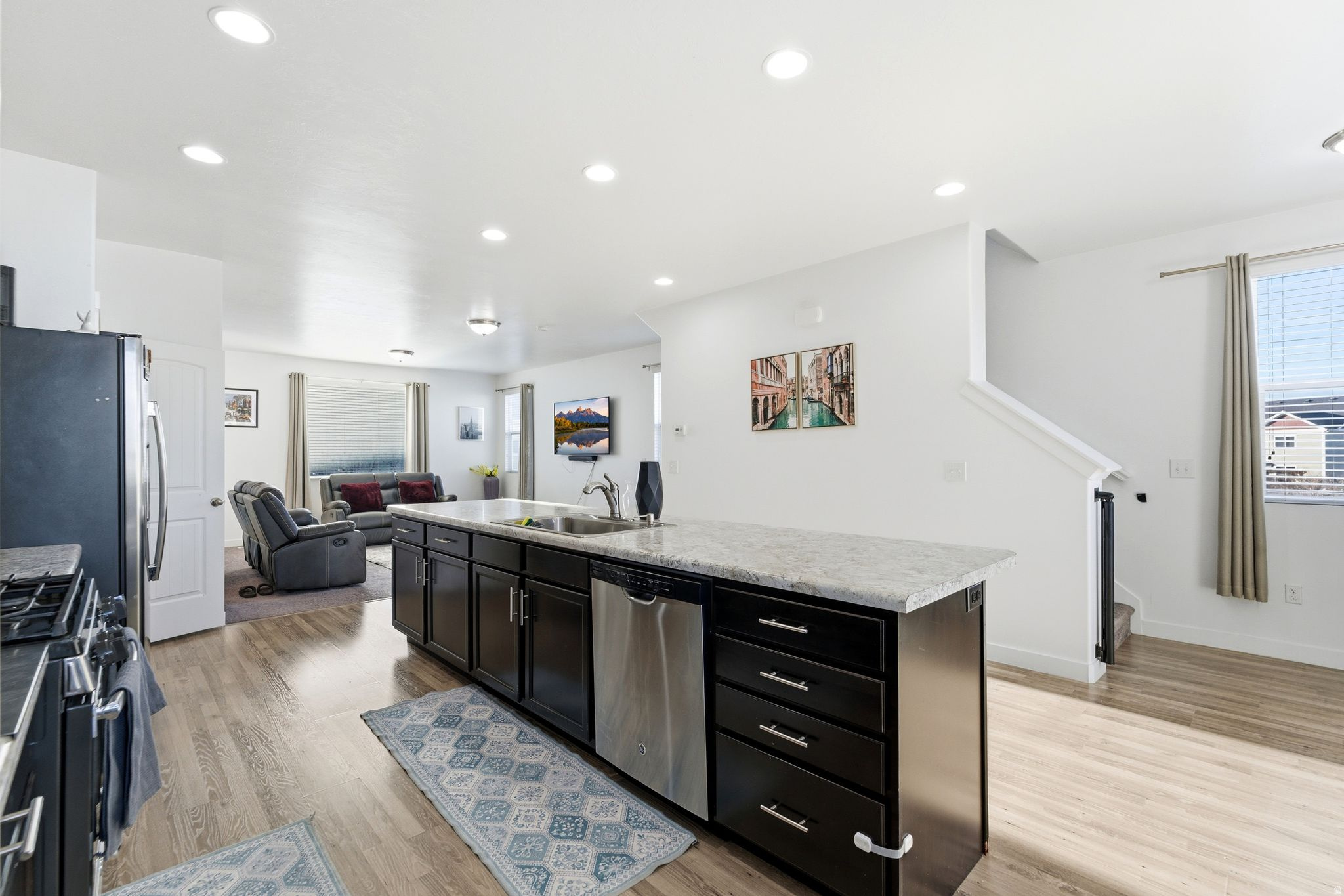 MEADOWS - Residential