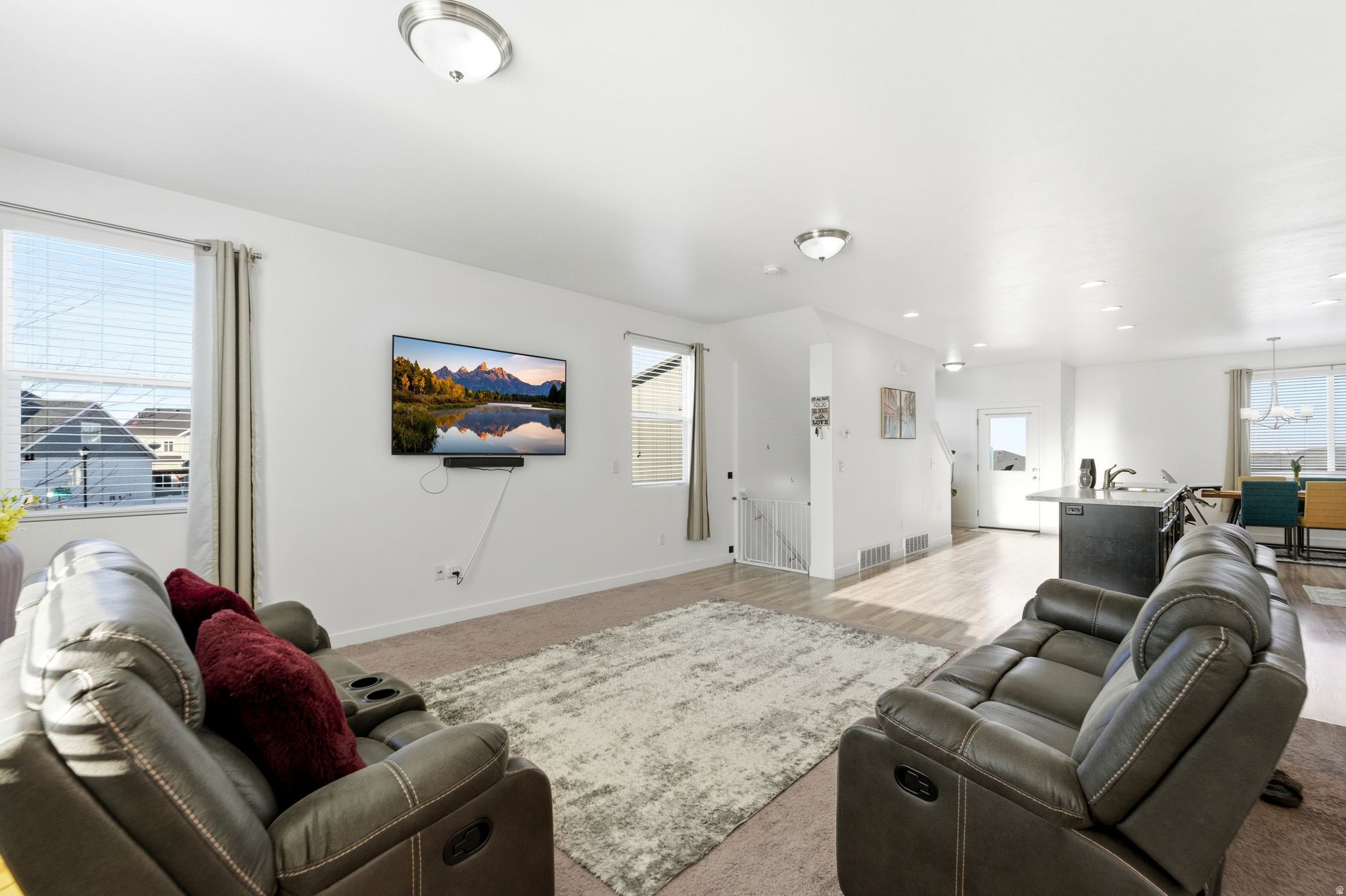 MEADOWS - Residential