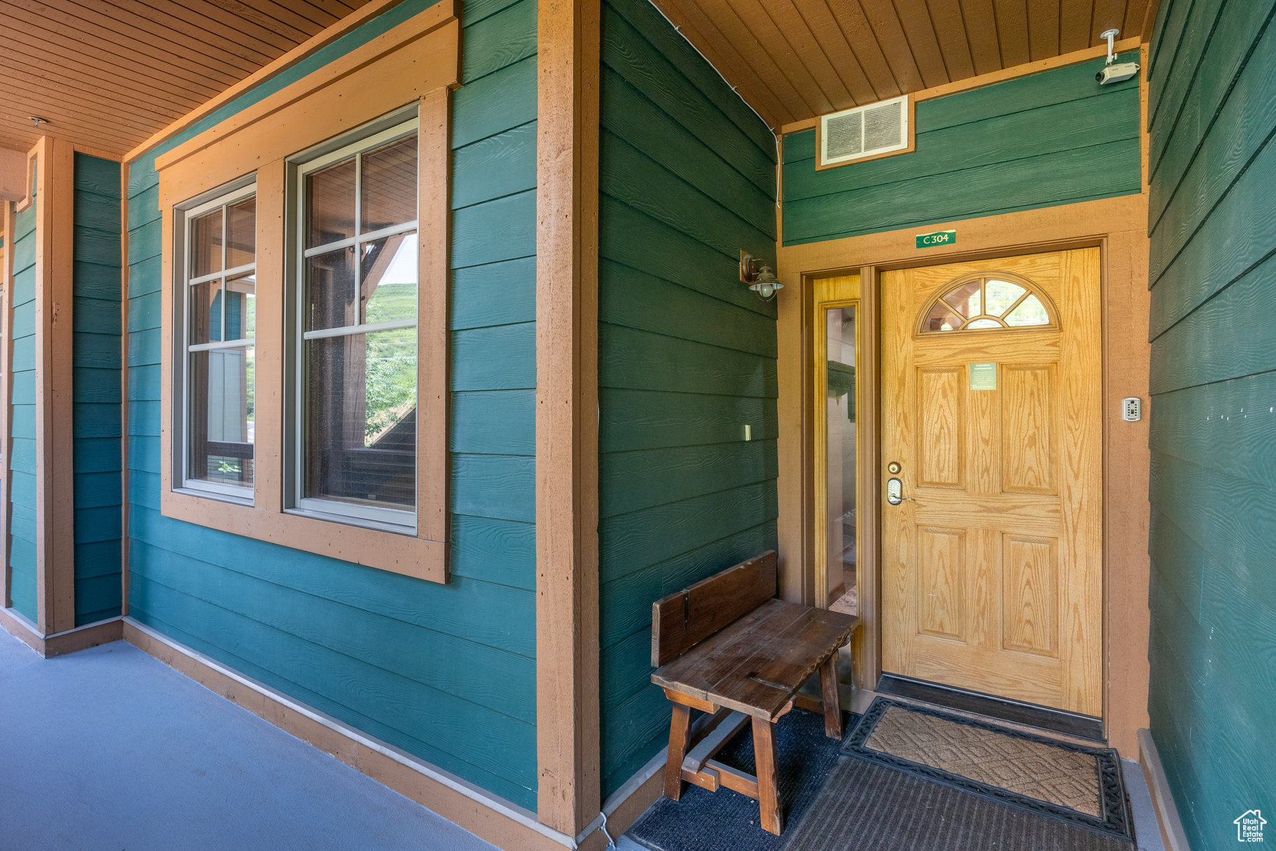 TOWN POINTE - Residential