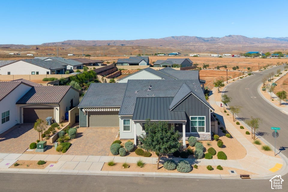Photo of 5722 S ALDER GROVE DR, Saint George, UT 84790 (MLS # 2189297)