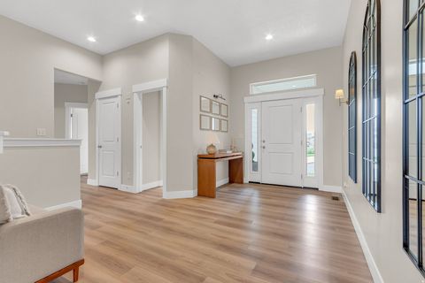 Tiny photo for 1787 S SAWTOOTH BLVD, Santaquin, UT 84655 (MLS # 2151685)