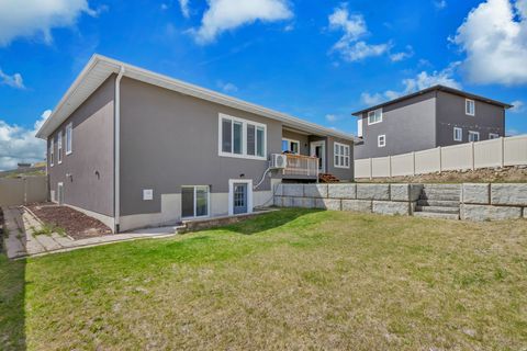 Tiny photo for 1787 S SAWTOOTH BLVD, Santaquin, UT 84655 (MLS # 2151685)