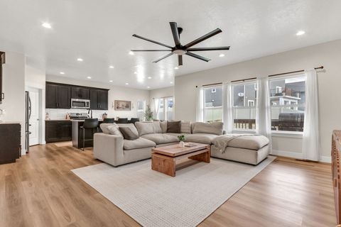 Tiny photo for 1787 S SAWTOOTH BLVD, Santaquin, UT 84655 (MLS # 2151685)