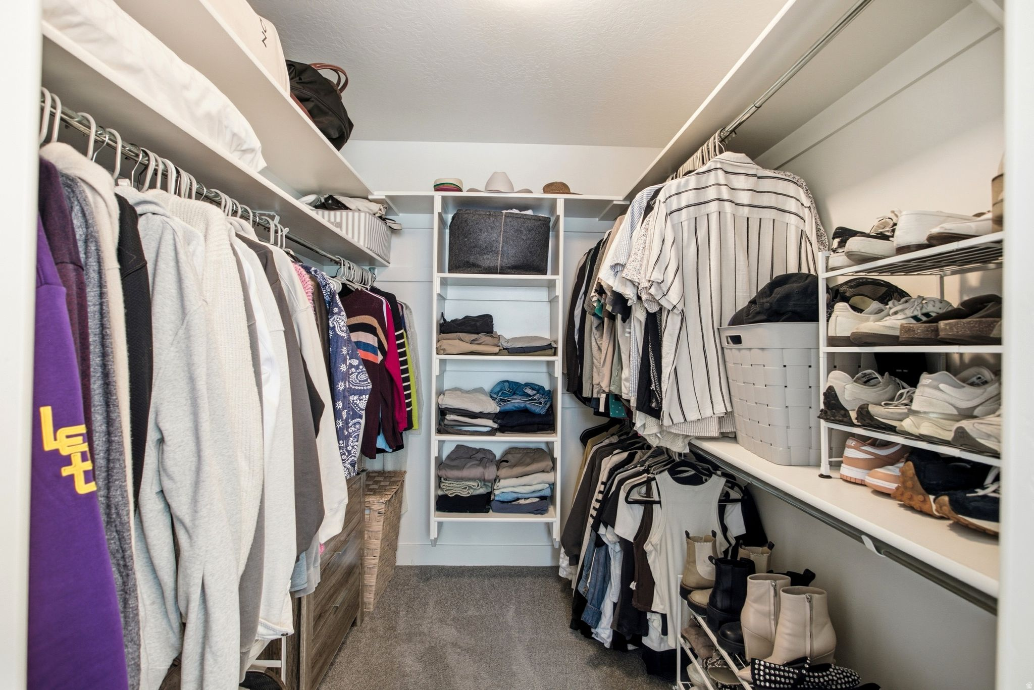 CANYON HILLS - Residential