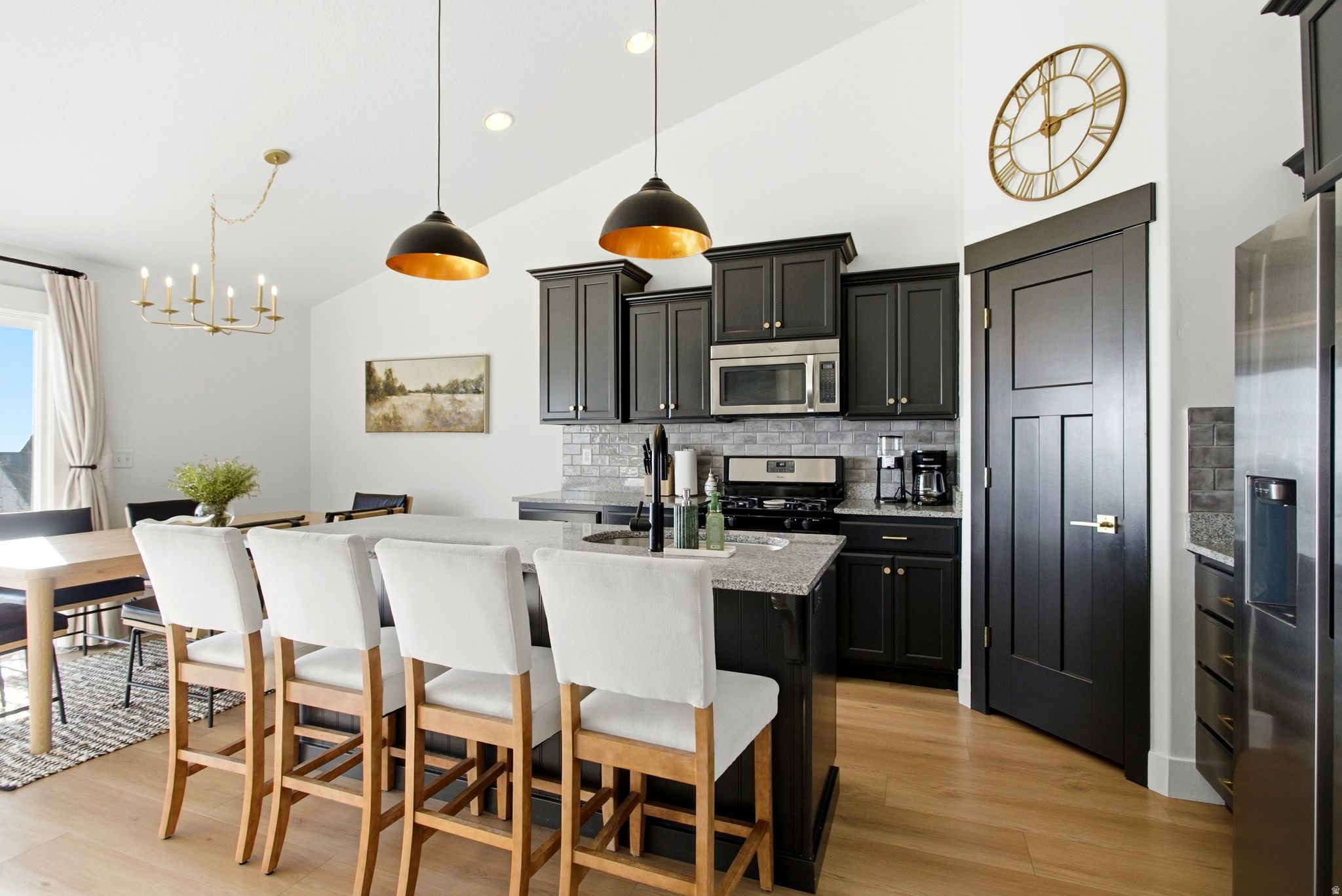 CANYON HILLS - Residential