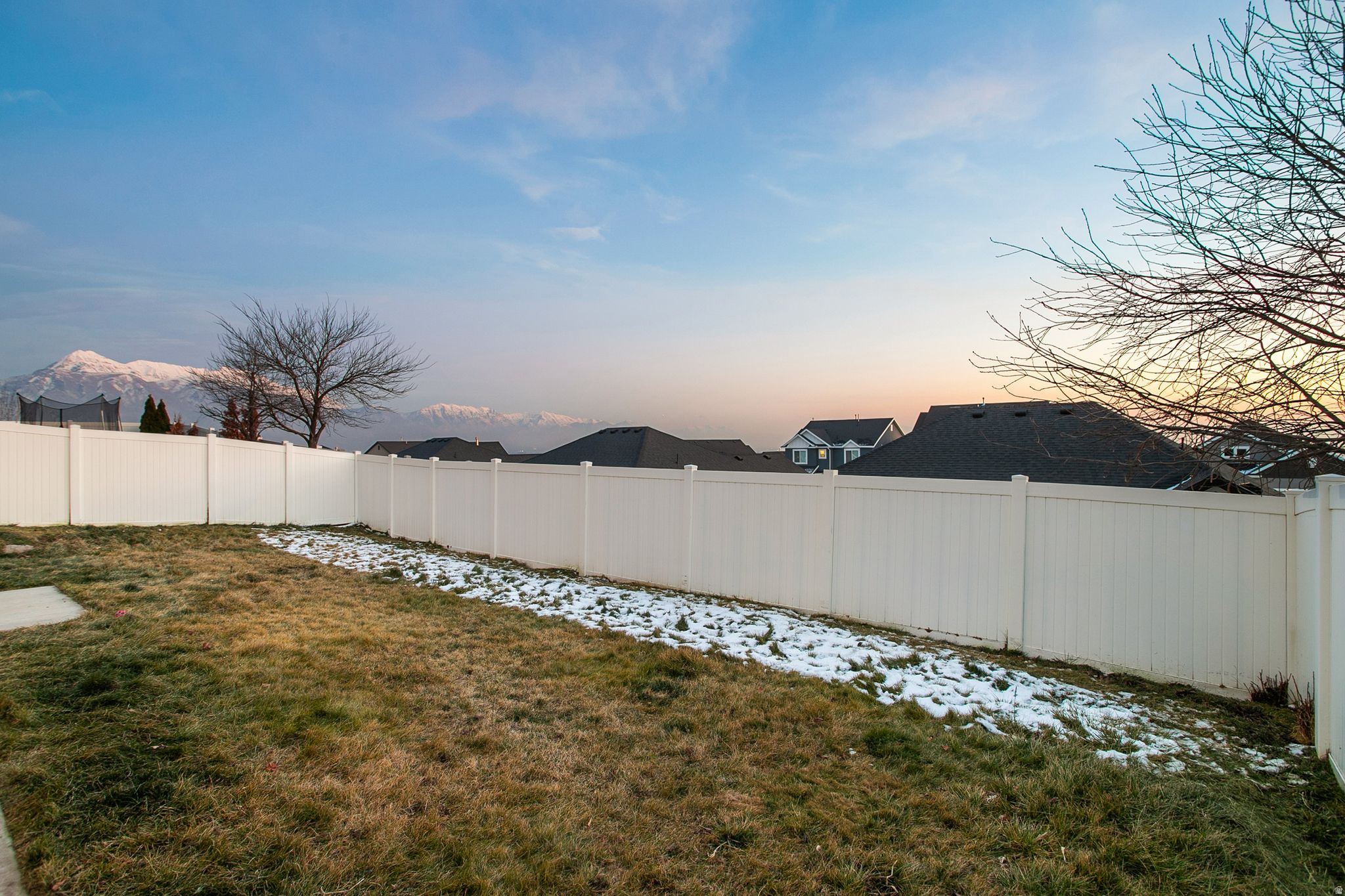 CANYON HILLS - Residential