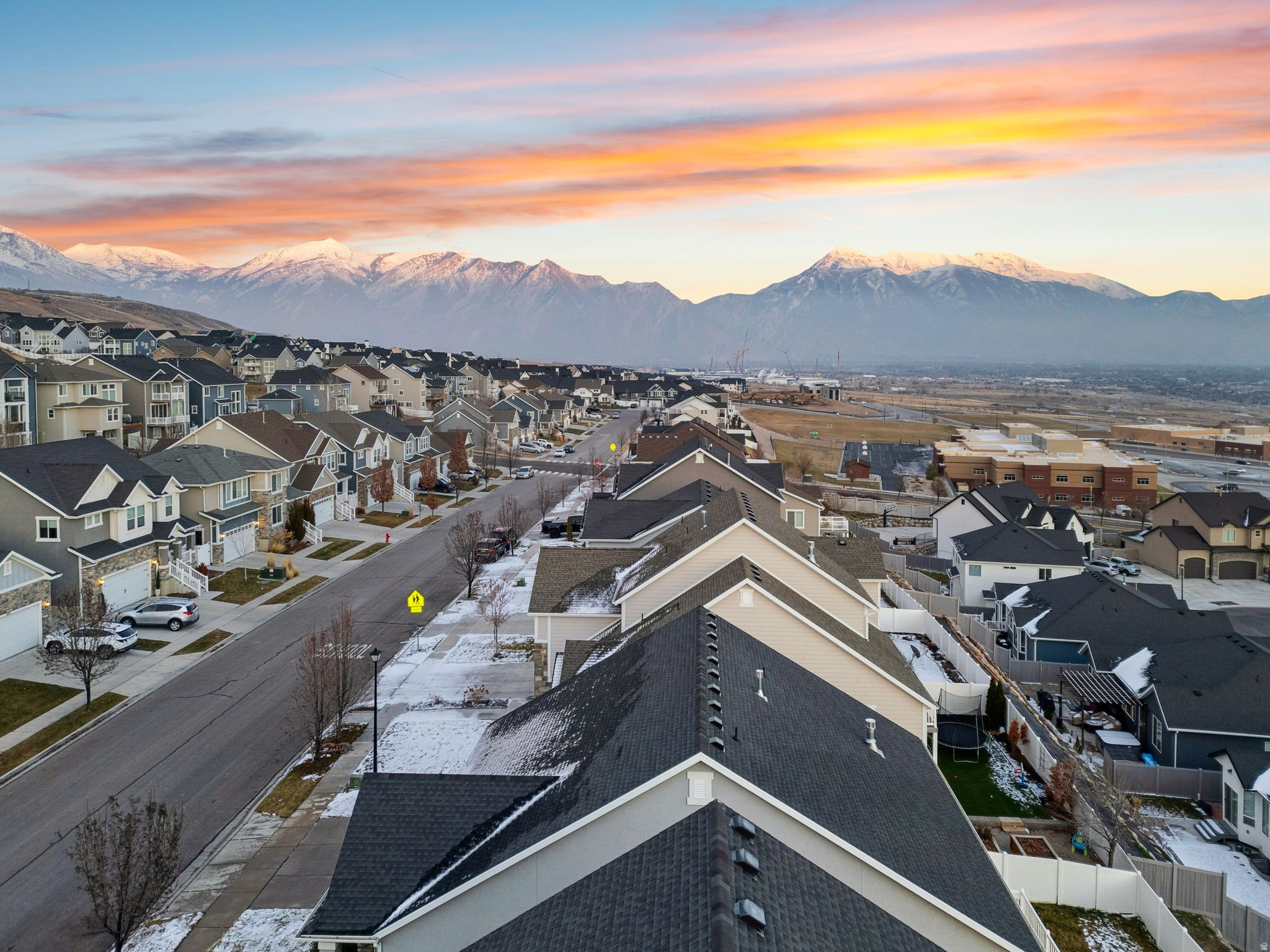 CANYON HILLS - Residential