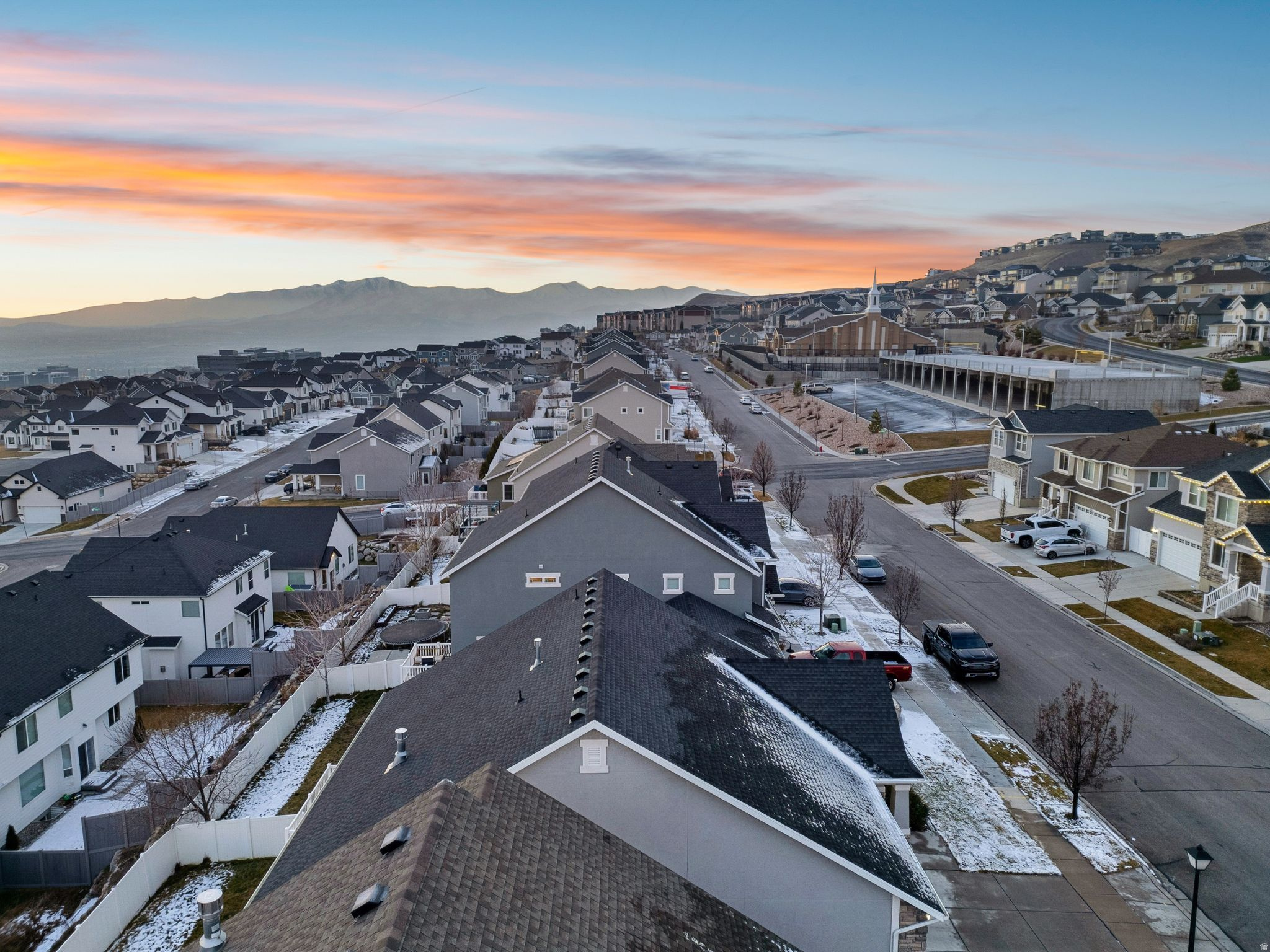 CANYON HILLS - Residential