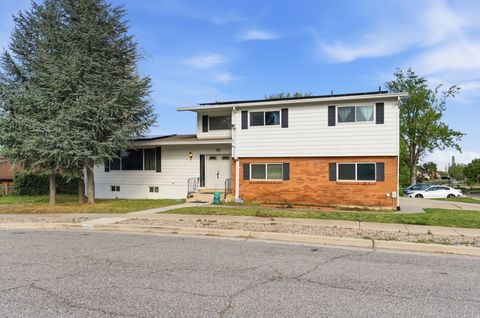 Tiny photo for 4723 S MADISON AVE, South Ogden, UT 84403 (MLS # 2149876)