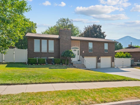 Tiny photo for 3076 N 650 E, North Ogden, UT 84414 (MLS # 2178169)
