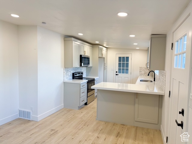 1498 REID DR