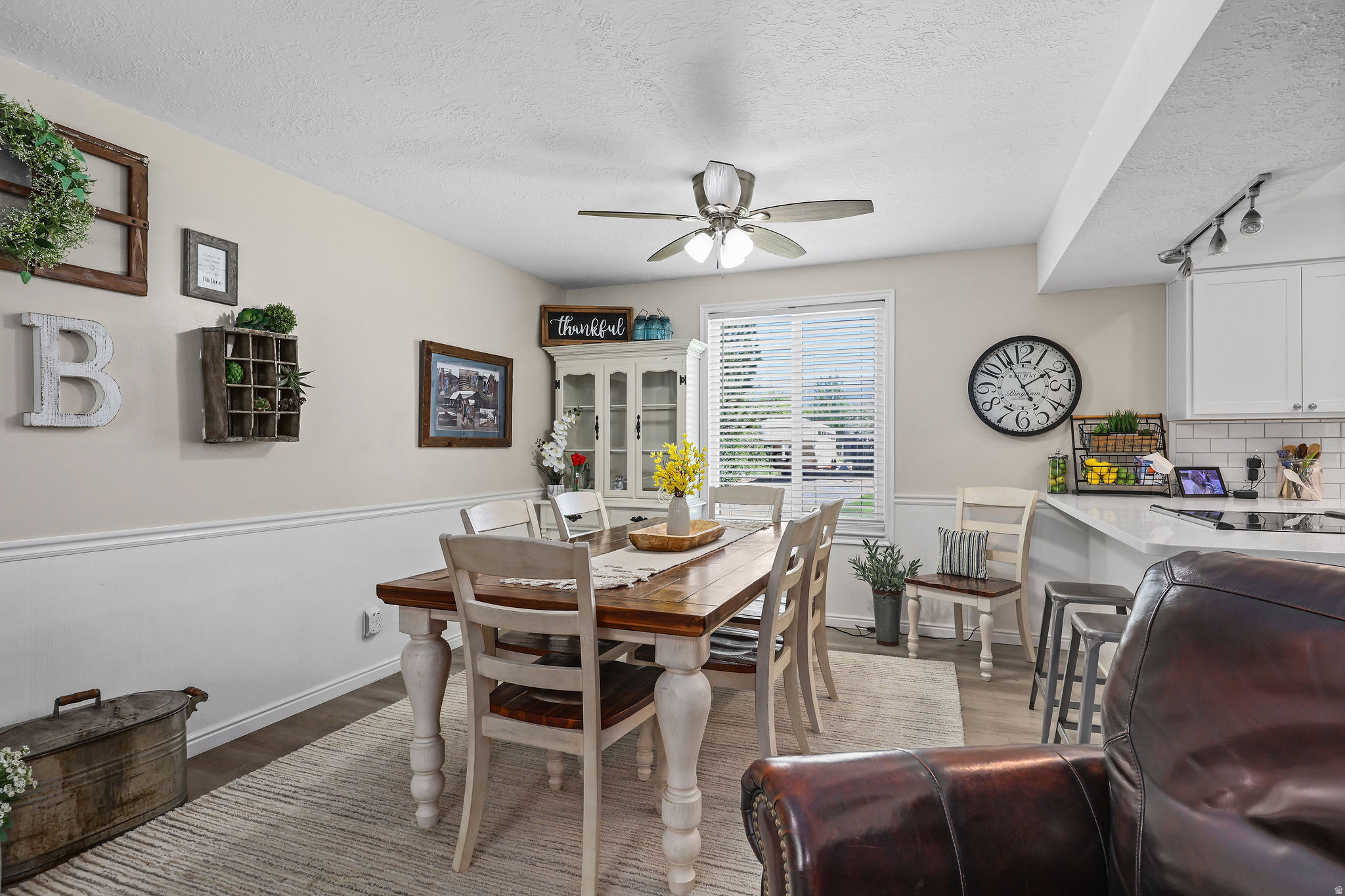 HOLLEY ACRES SUBDIVI - Residential