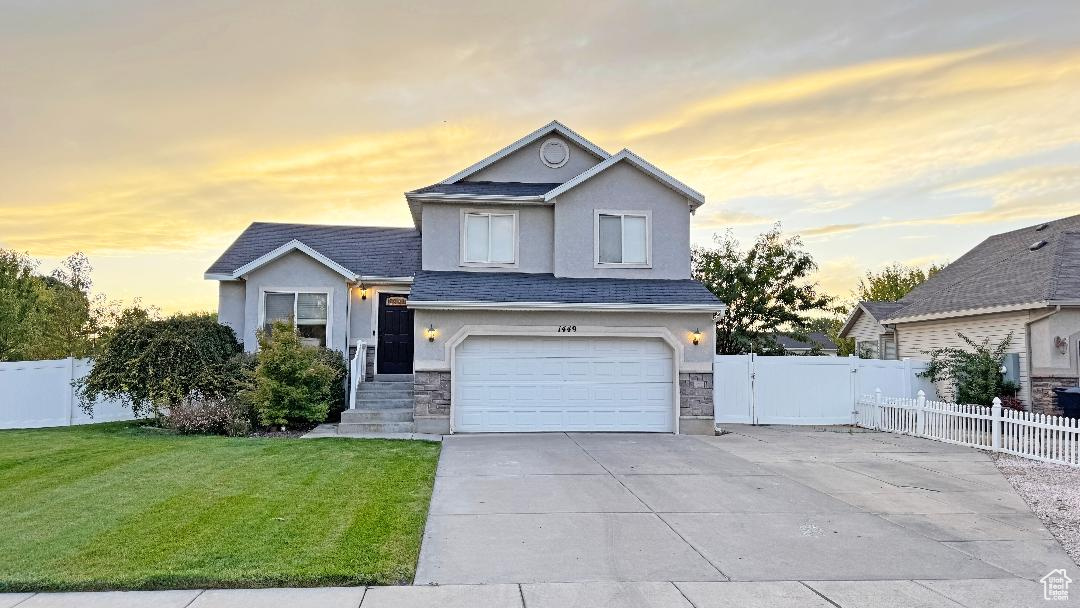 Don't miss this wonderful home in Clinton! Home features modern style kitchen, 4 bedrooms, 3 full bathrooms, Corner lot with fully fenced large back yard mature fruit trees. 2 car garage, RV parking and plenty of extra driveway. Come see for yourself!