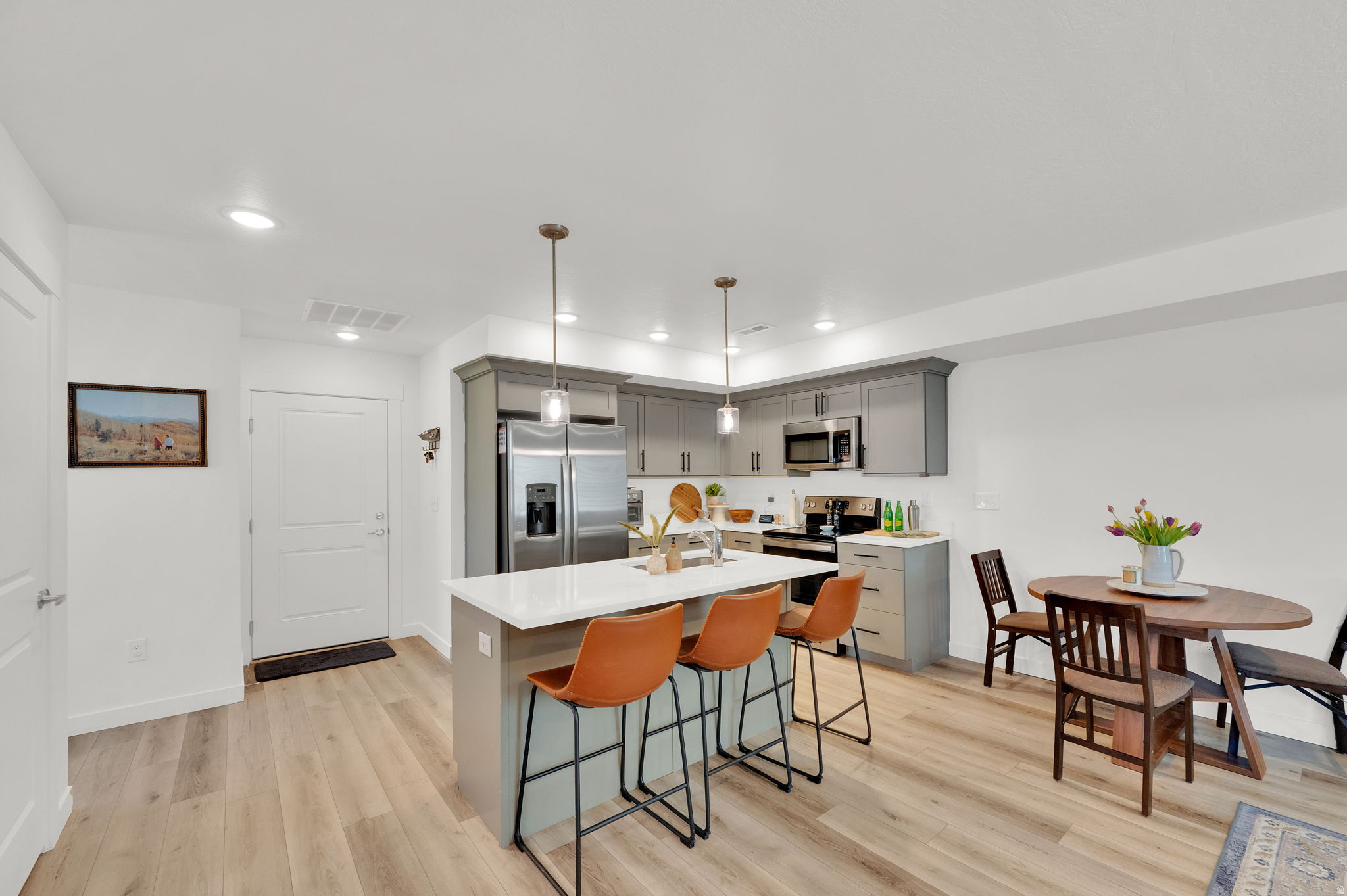 MEADOW CREEK RIDGE - Residential