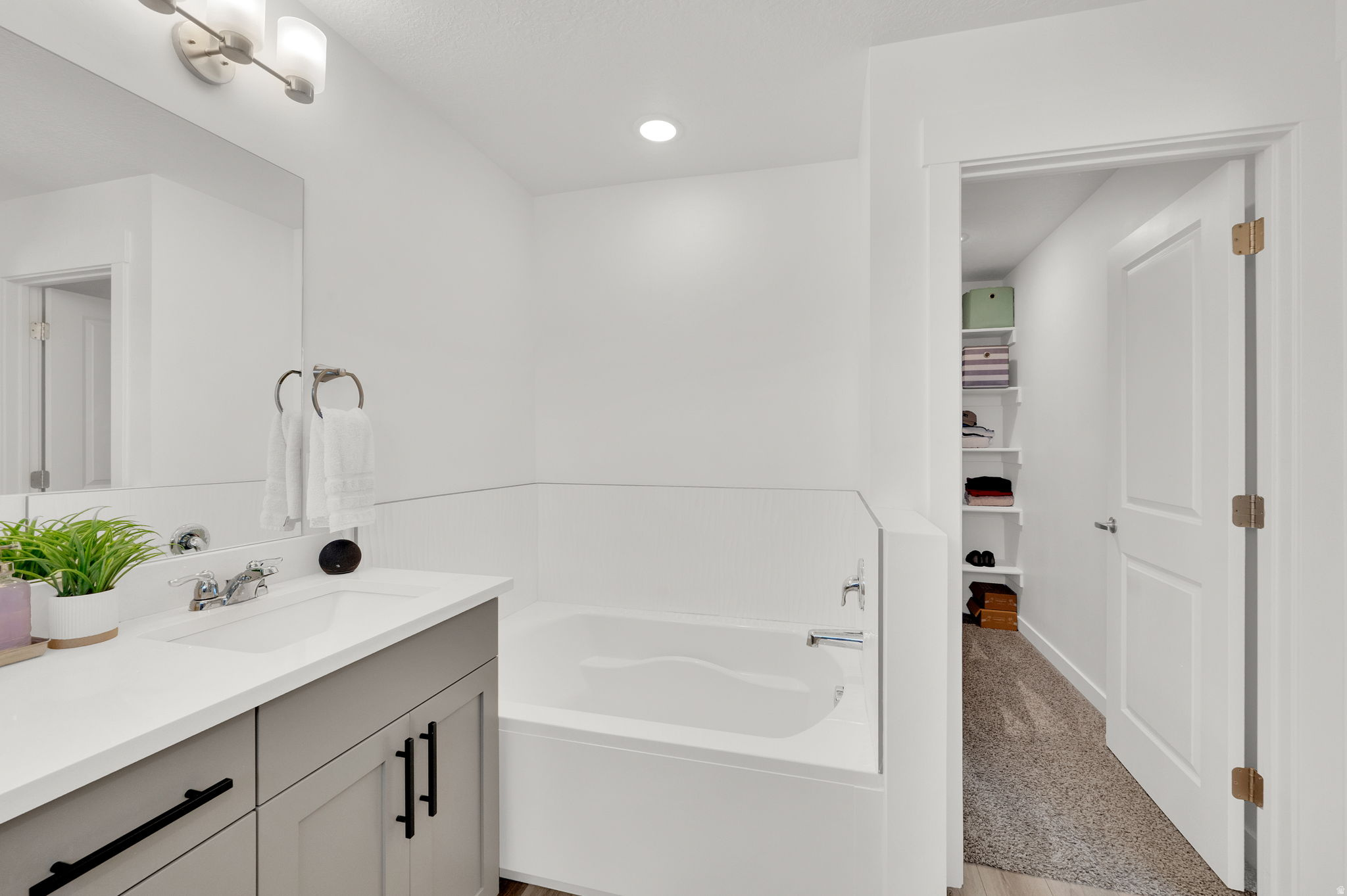 MEADOW CREEK RIDGE - Residential