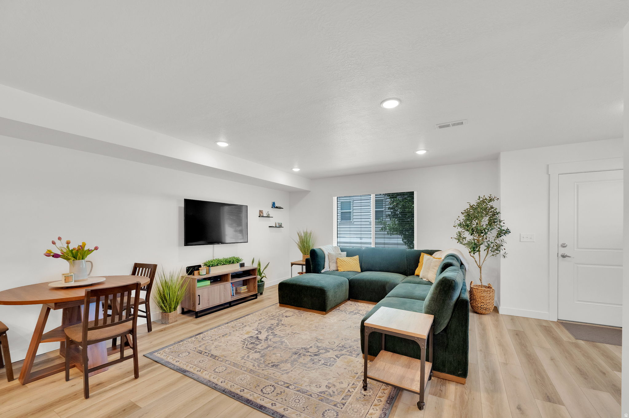 MEADOW CREEK RIDGE - Residential
