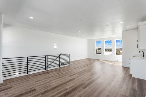 Tiny photo for 1485 W BURKE LN #102, Farmington, UT 84025 (MLS # 2123747)