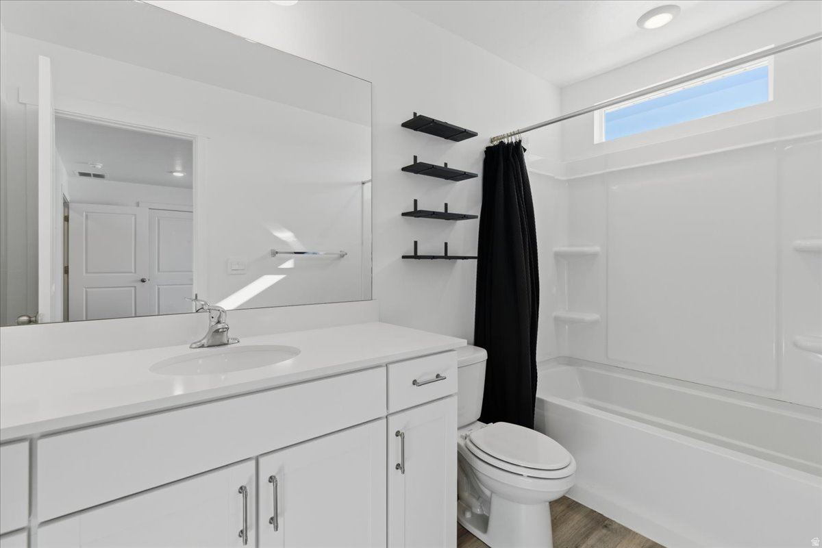 NORTHSHORE - Residential