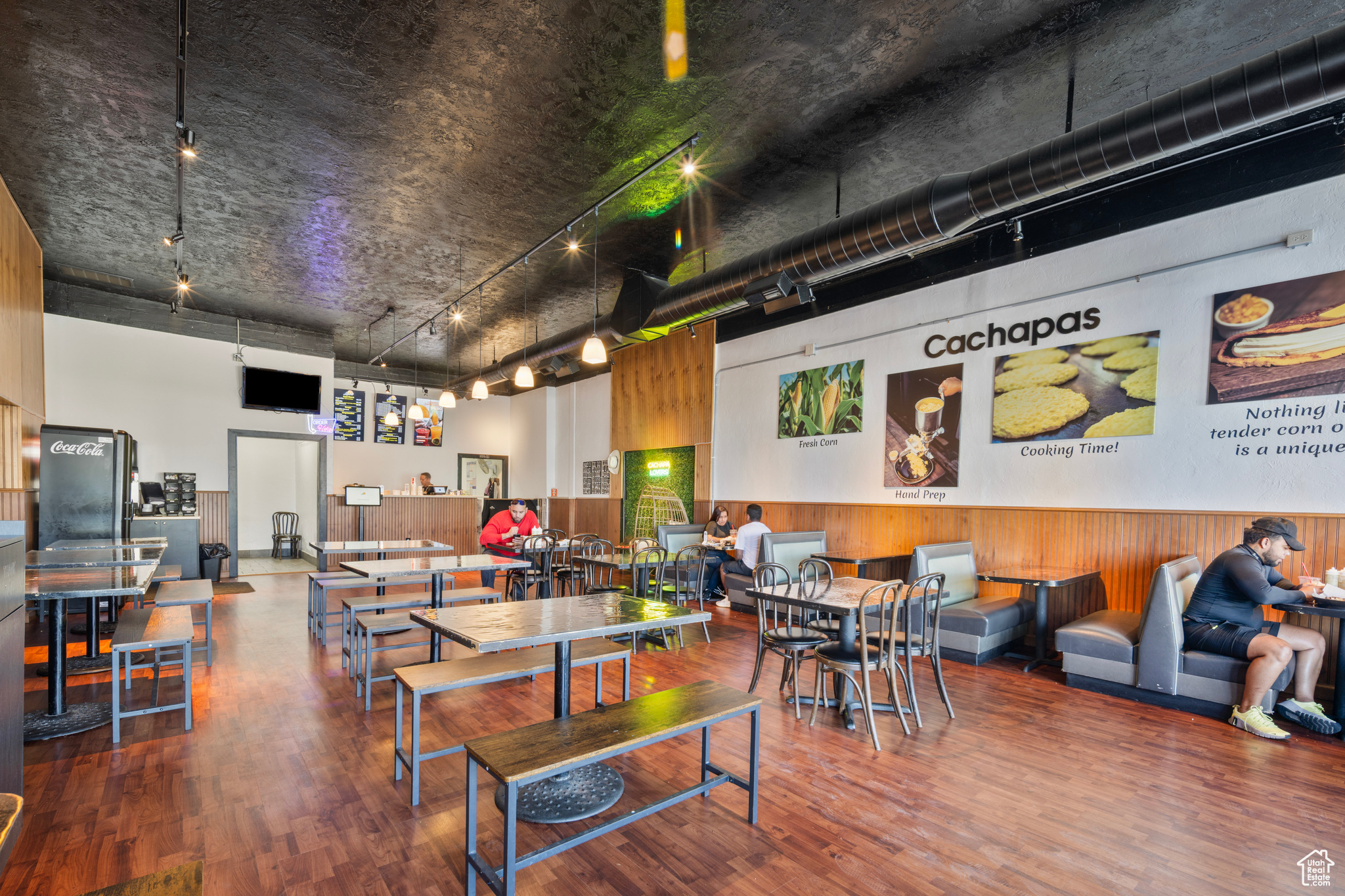 PARK - Commercial Sale