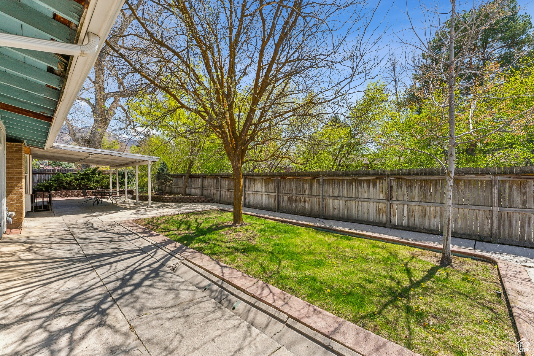 Holladay, Utah 84117, United States, 3 Bedrooms Bedrooms, ,2 BathroomsBathrooms,Residential,Active,115130