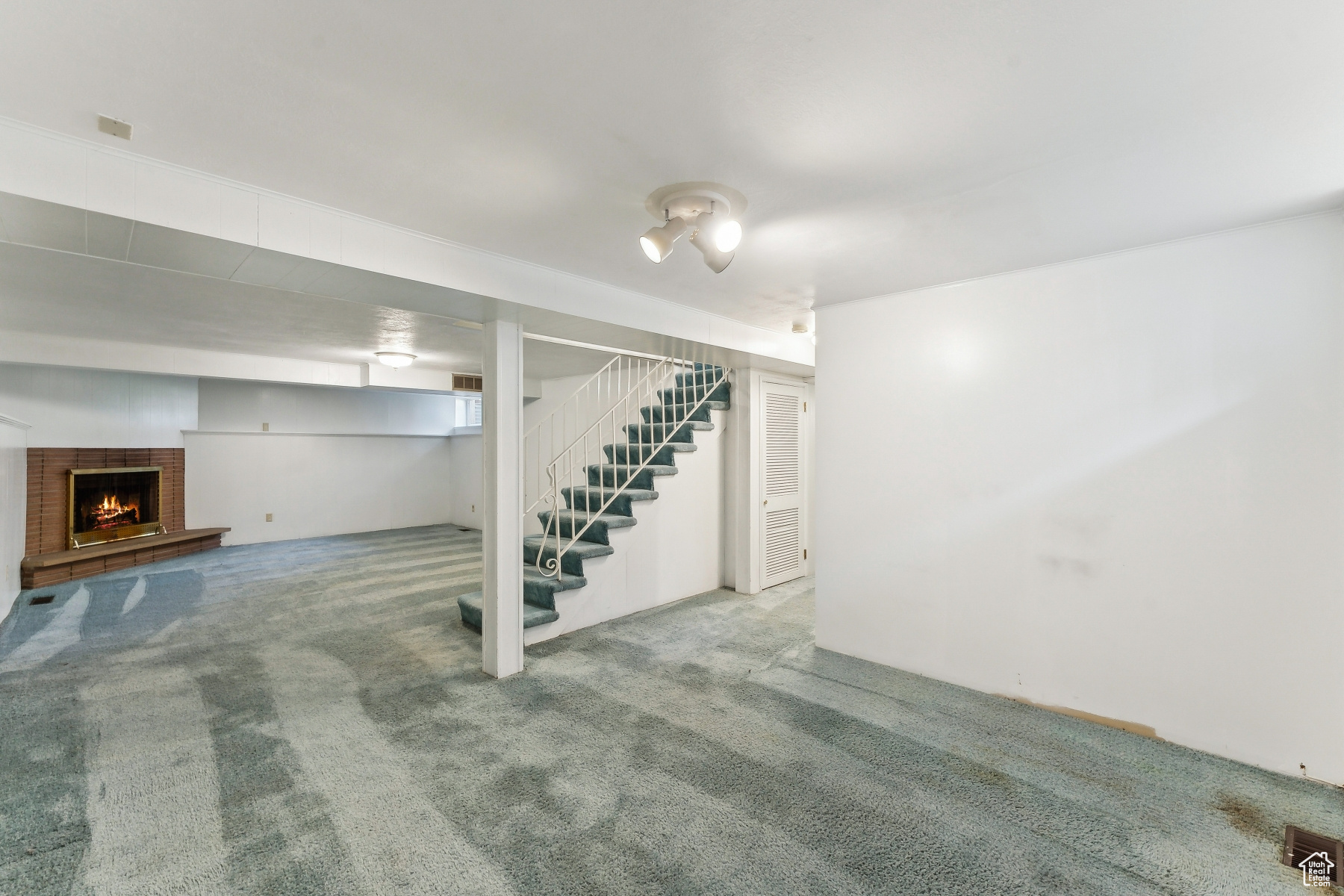 Holladay, Utah 84117, United States, 3 Bedrooms Bedrooms, ,2 BathroomsBathrooms,Residential,Active,115130