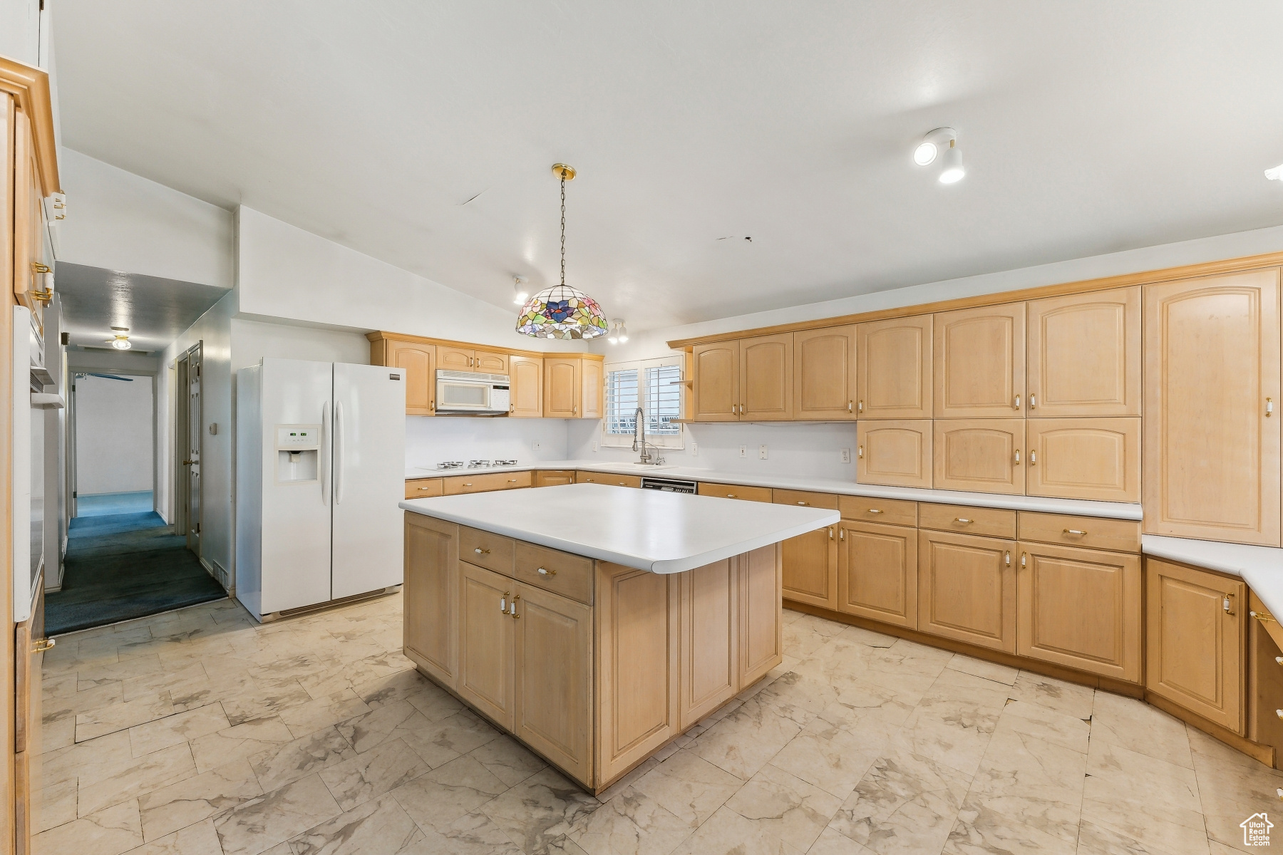 Holladay, Utah 84117, United States, 3 Bedrooms Bedrooms, ,2 BathroomsBathrooms,Residential,Active,115130