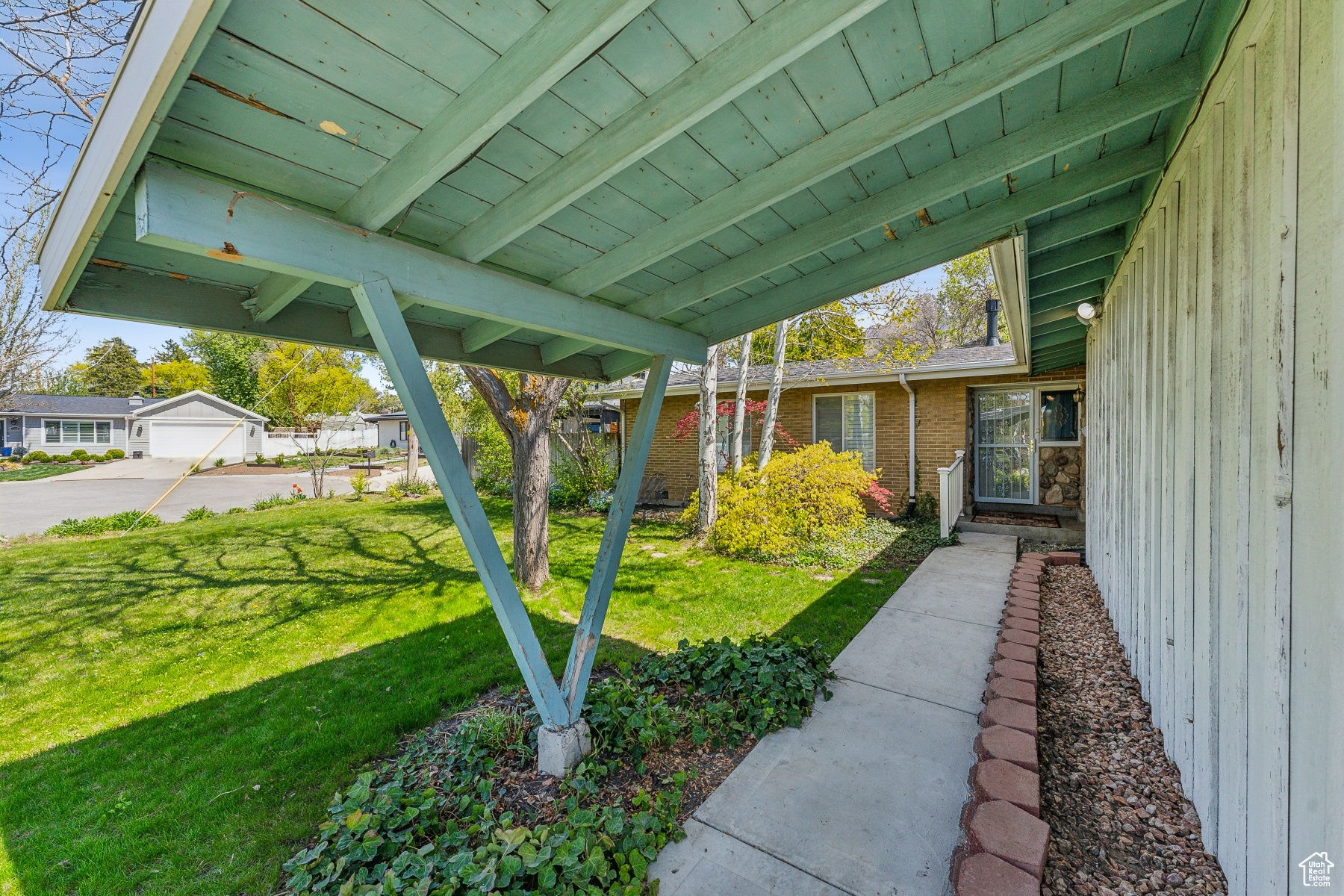 Holladay, Utah 84117, United States, 3 Bedrooms Bedrooms, ,2 BathroomsBathrooms,Residential,Active,115130