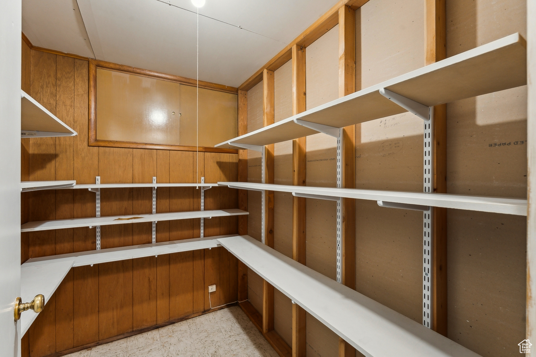 Holladay, Utah 84117, United States, 3 Bedrooms Bedrooms, ,2 BathroomsBathrooms,Residential,Active,115130