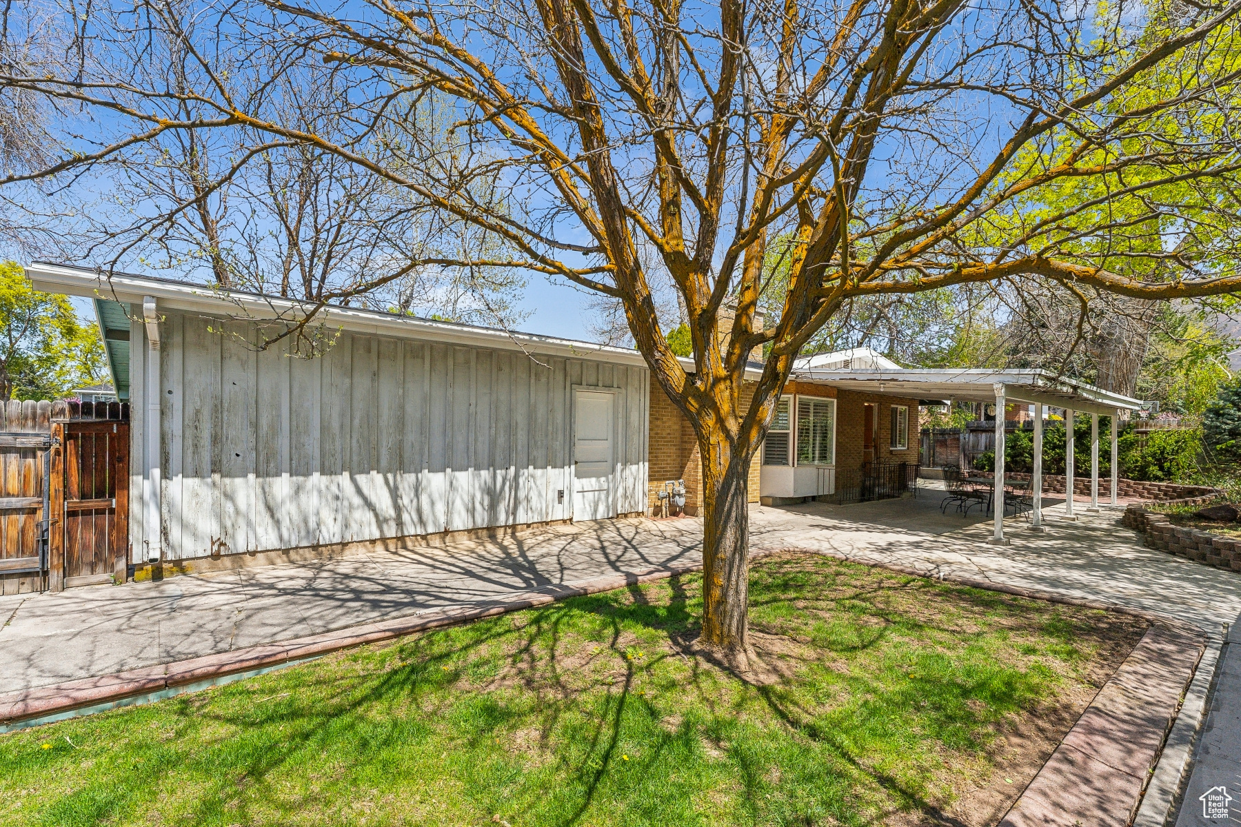 Holladay, Utah 84117, United States, 3 Bedrooms Bedrooms, ,2 BathroomsBathrooms,Residential,Active,115130