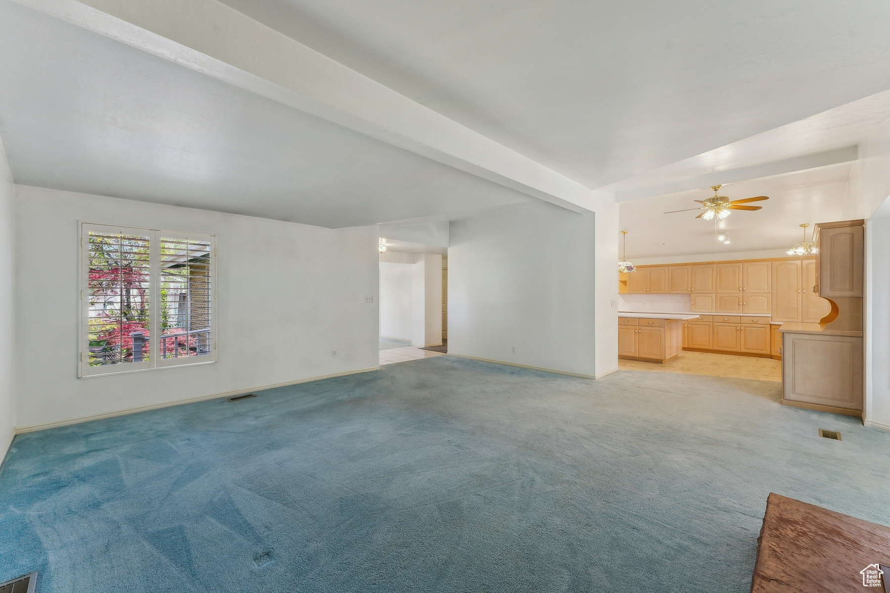 Holladay, Utah 84117, United States, 3 Bedrooms Bedrooms, ,2 BathroomsBathrooms,Residential,Active,115130