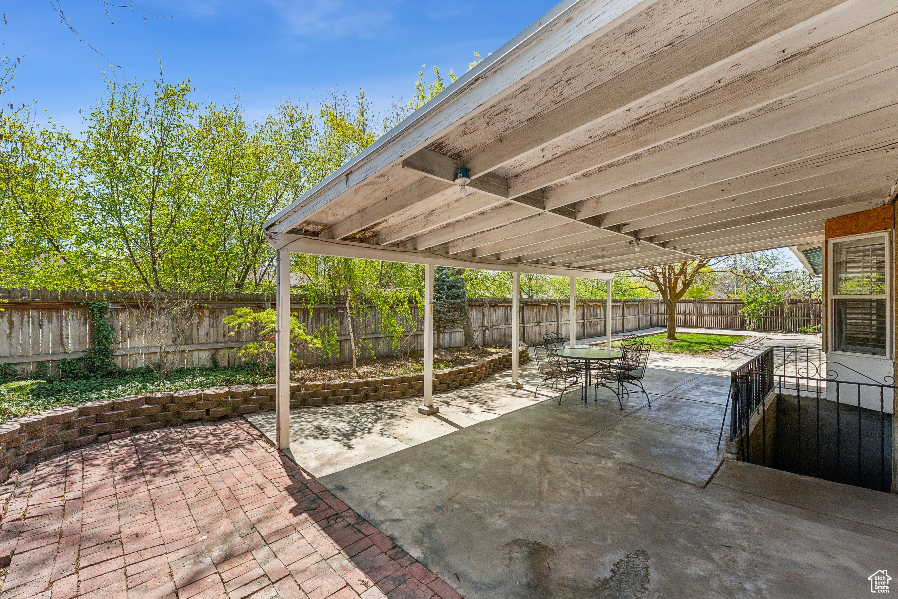 Holladay, Utah 84117, United States, 3 Bedrooms Bedrooms, ,2 BathroomsBathrooms,Residential,Active,115130