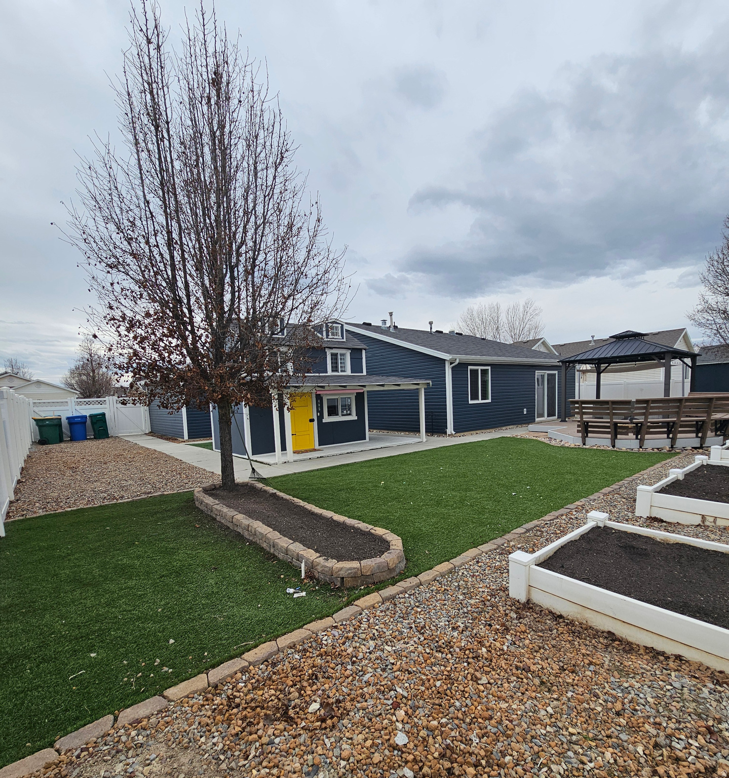 SADDLEBROOK - Residential