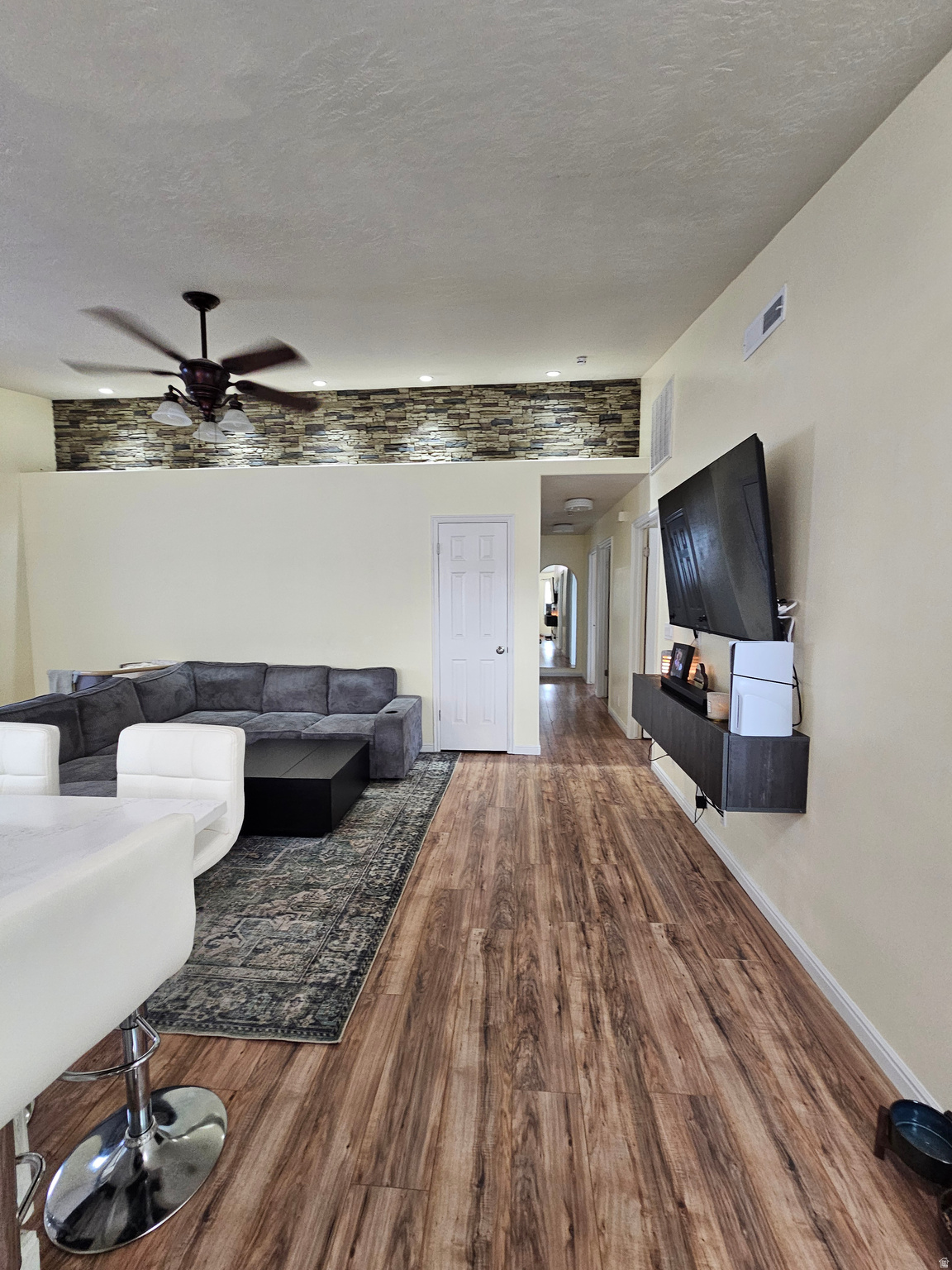 SADDLEBROOK - Residential