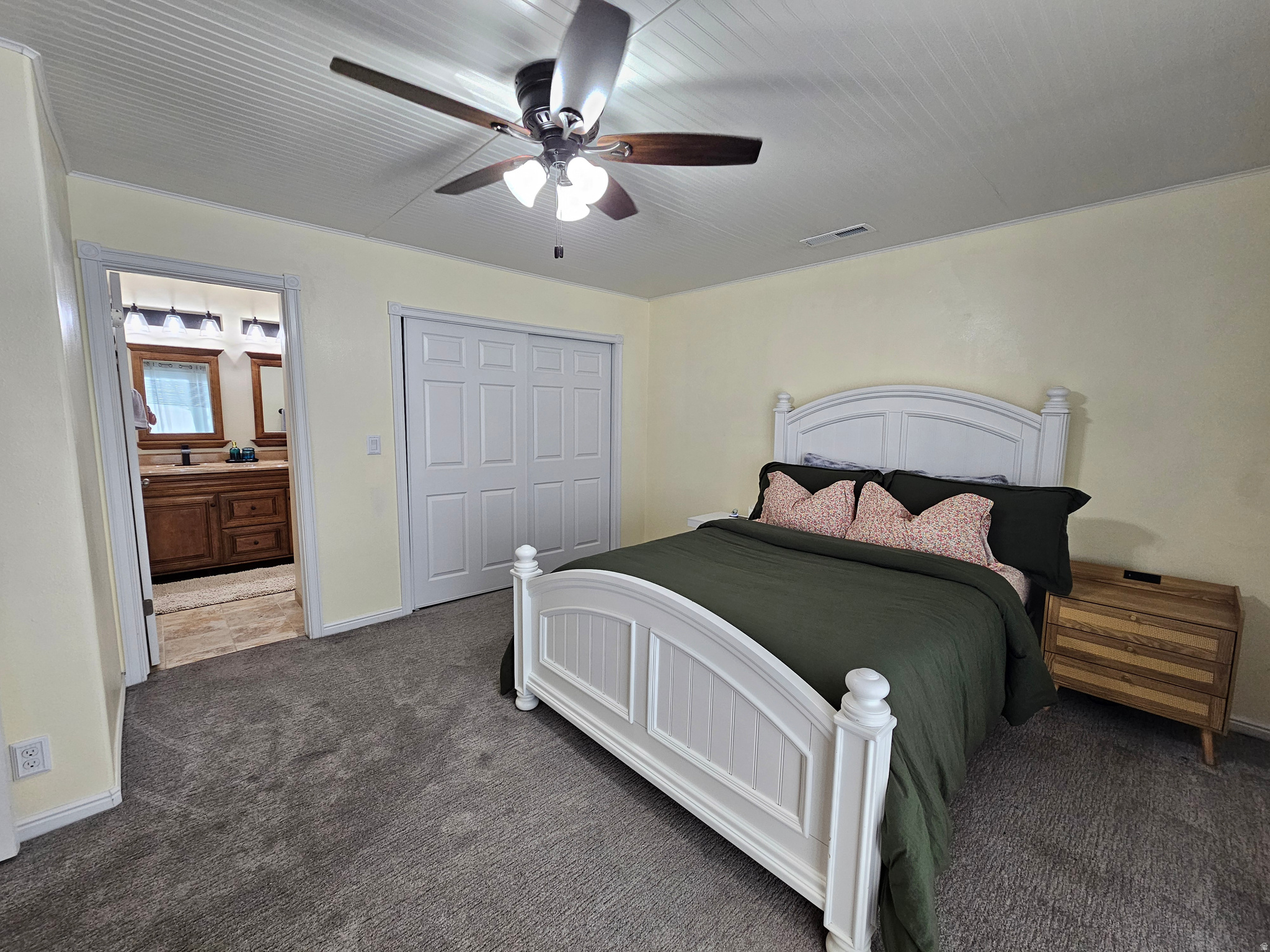 SADDLEBROOK - Residential