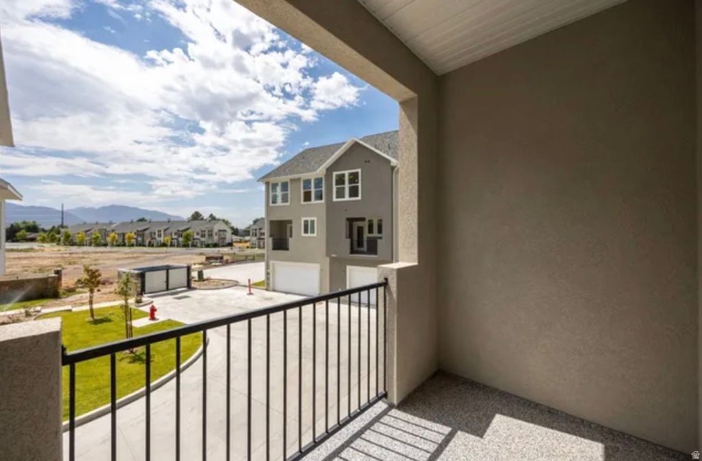 Photo of 1024 S 2770 E, Spanish Fork, UT 84660 (MLS # 2141139)