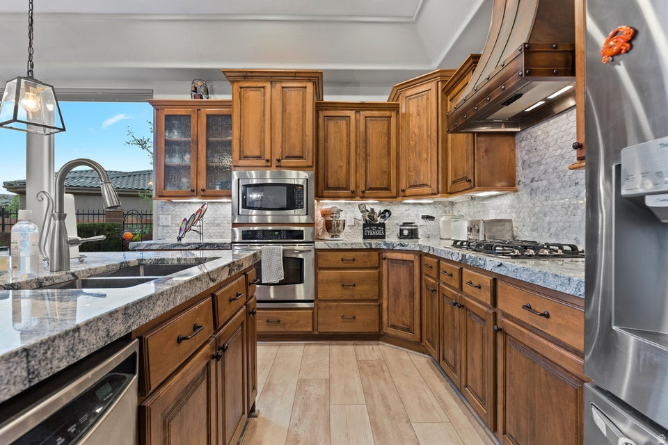 ESTRELLA - Residential