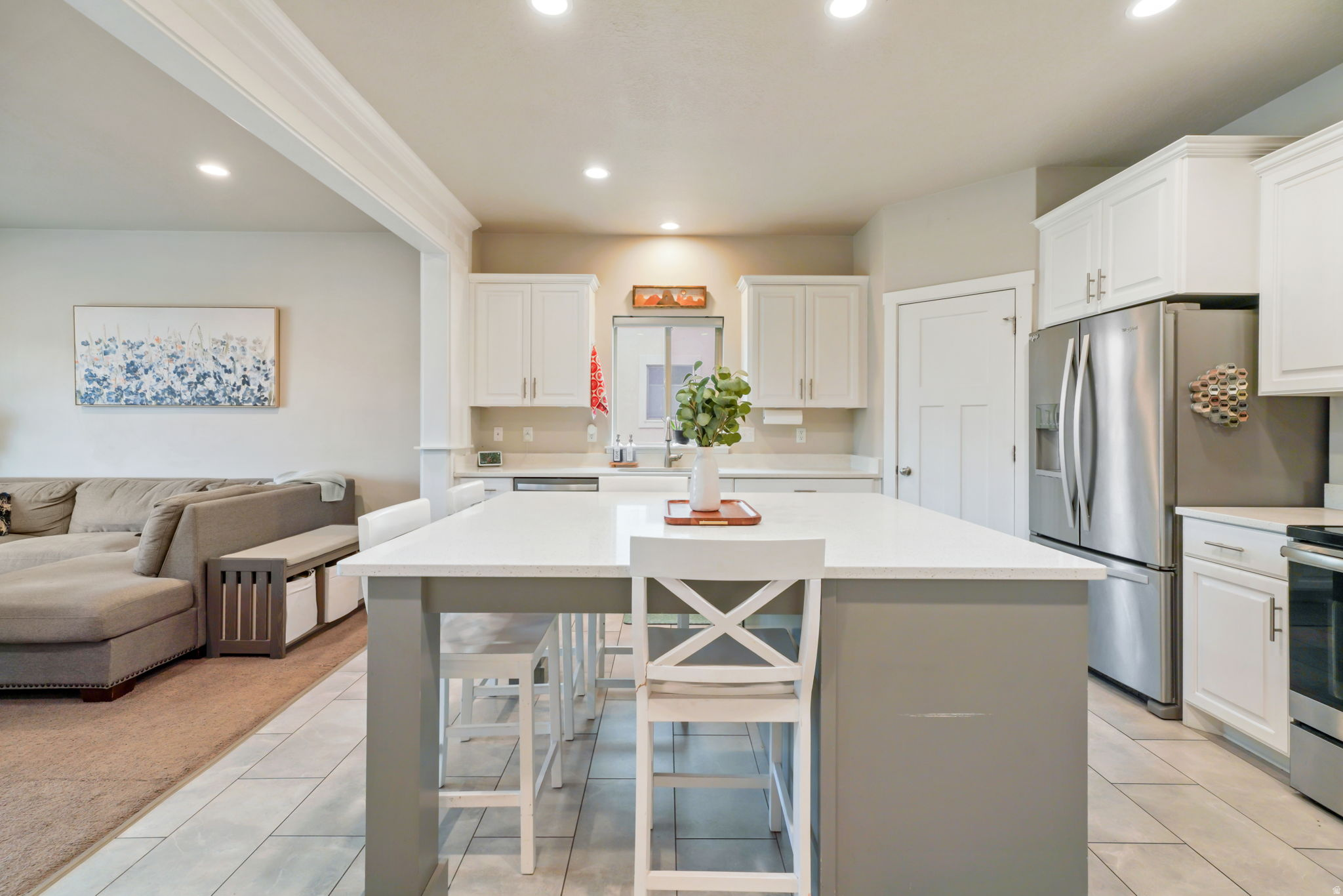 THE COVE AT ROCK CR - Residential