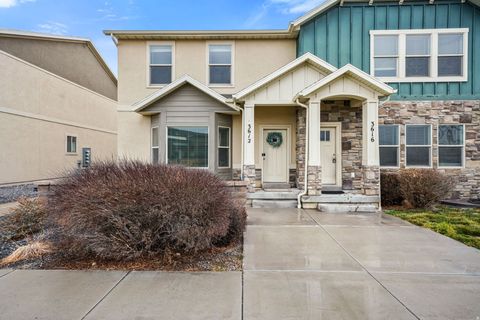 Homes For Sale - 3612 E Ruby Ln<br/> Eagle Mountain, UT 84005