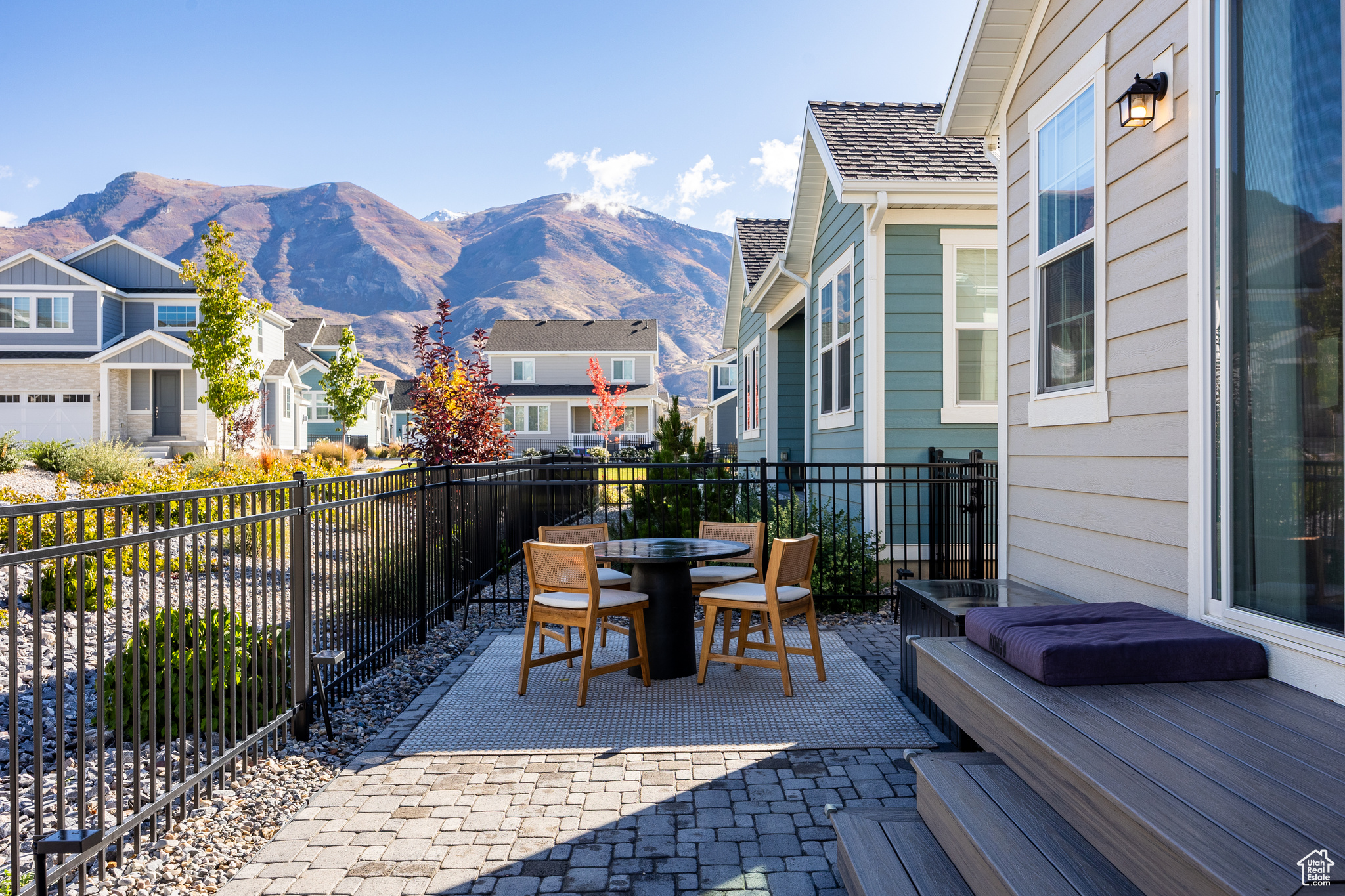 IVORY COTTAGE - Residential